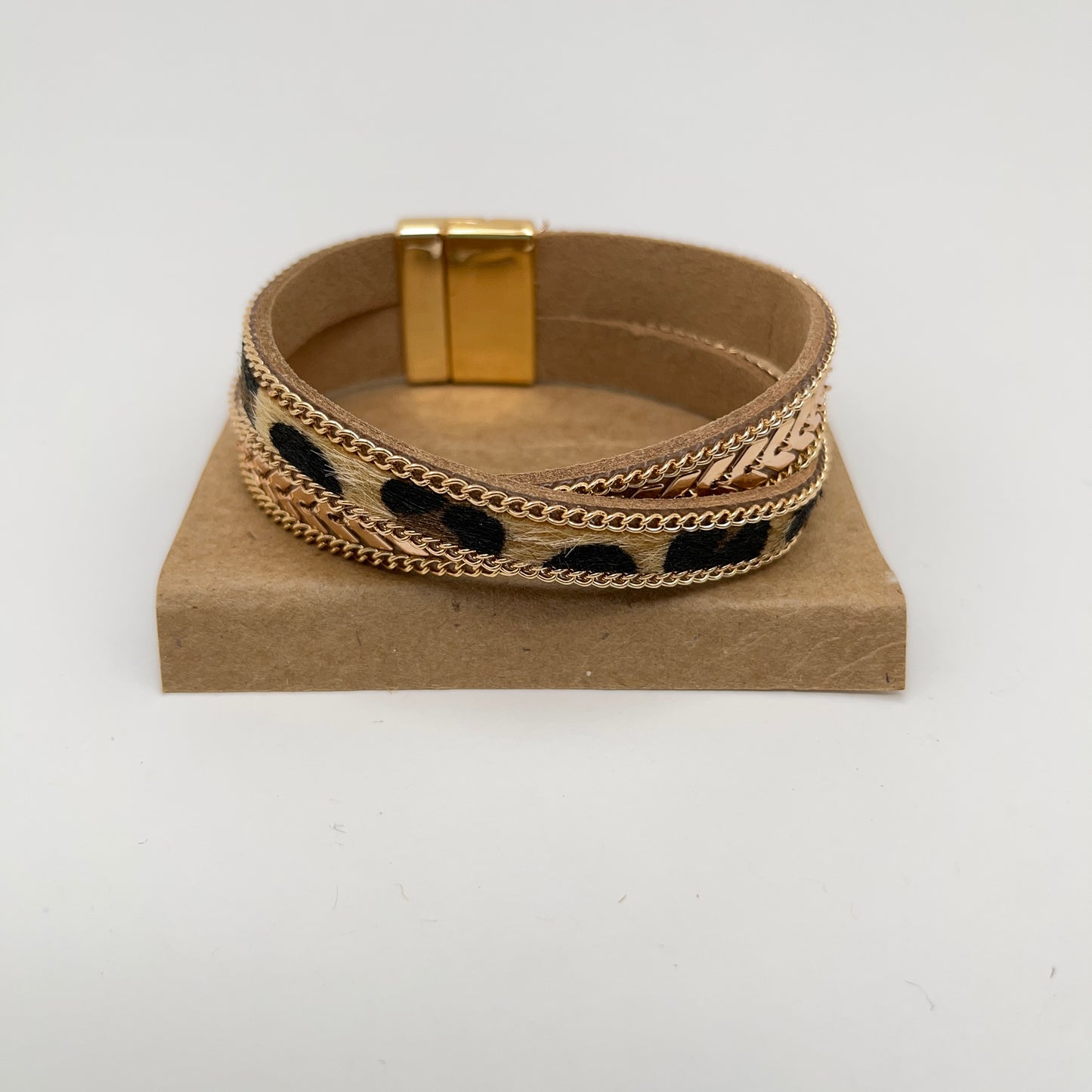 Leopard print airplane chain with cross magnet buckle combination bracelet