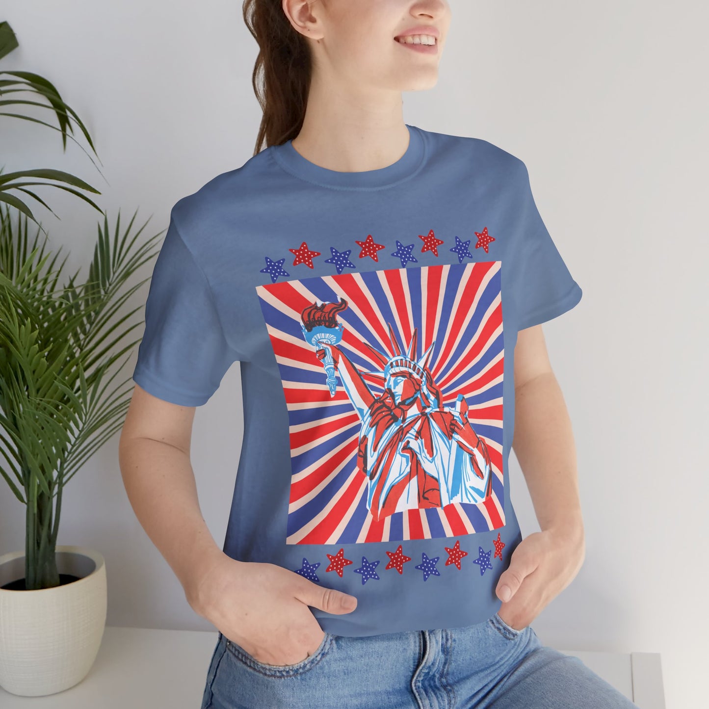 Statue of Liberty Retro Patriotic T-Shirt