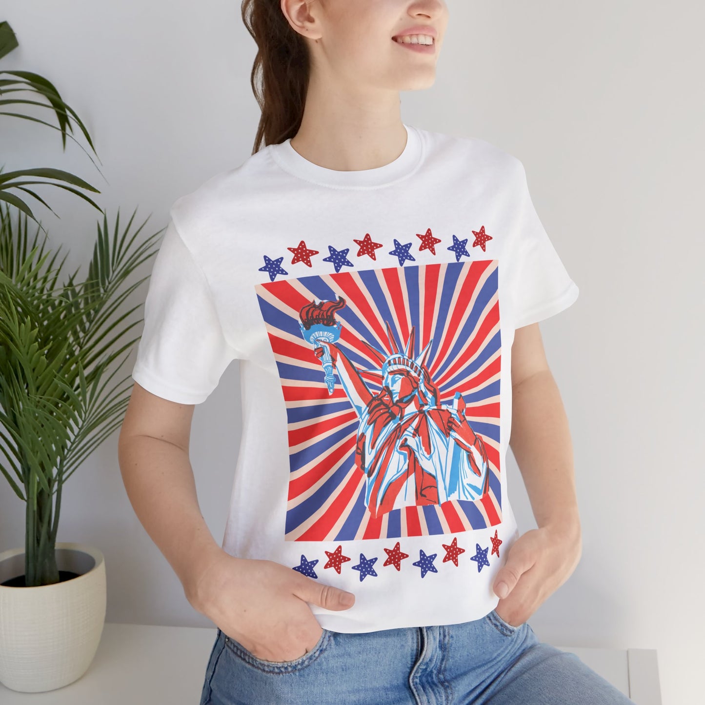 Statue of Liberty Retro Patriotic T-Shirt